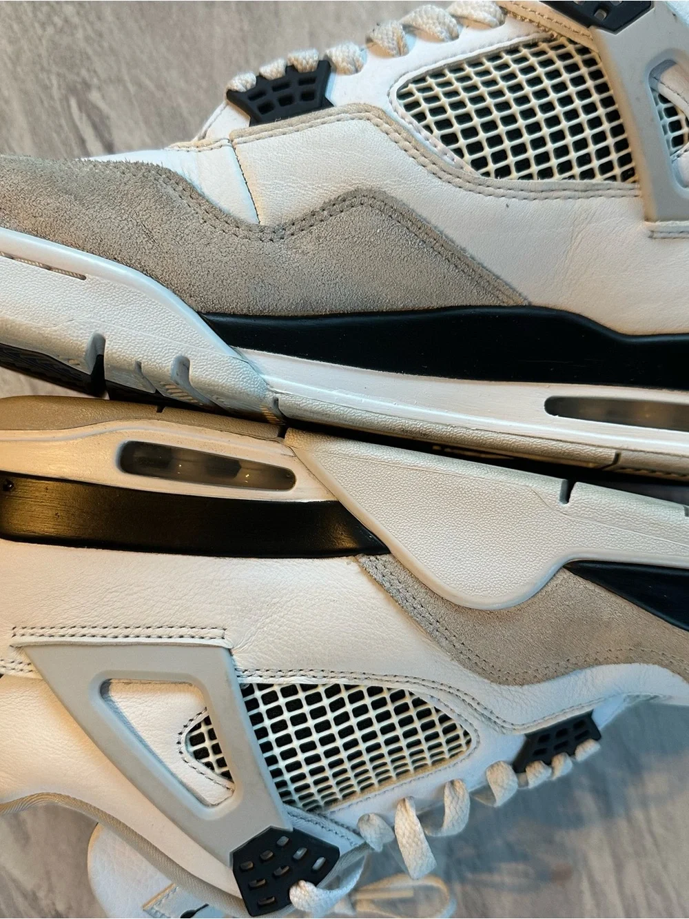 Nike Air Jordan 4 Retro sneakers 